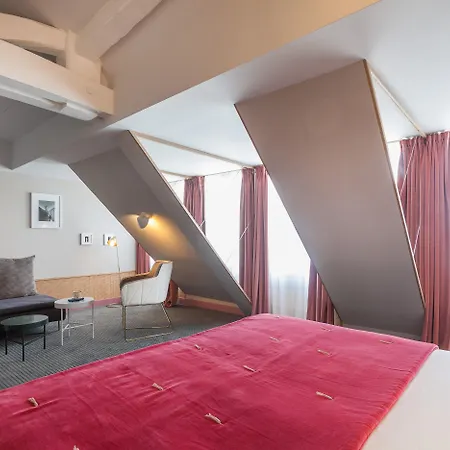 Hotel Handsome By Elegancia 3*