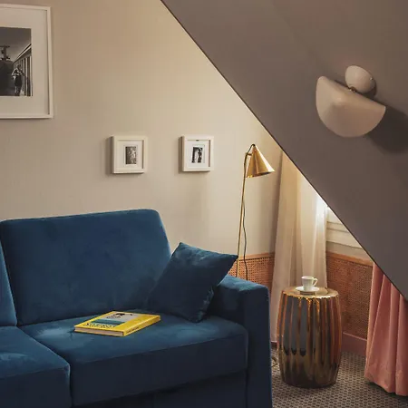 Handsome Hotel 3*