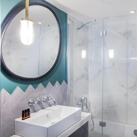 Handsome 3* Παρίσι