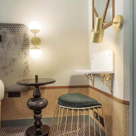 Handsome Hotel 3*