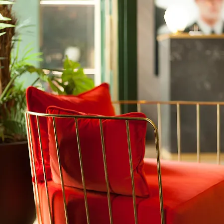 Ξενοδοχείο Handsome