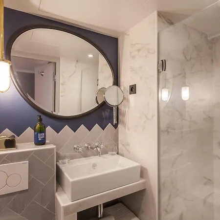 Ξενοδοχείο Handsome