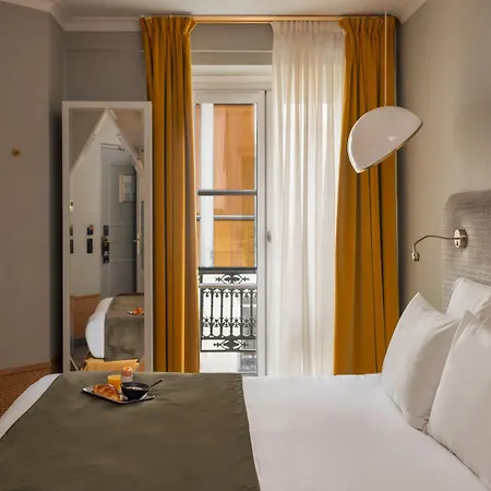 Hotel Handsome 3*