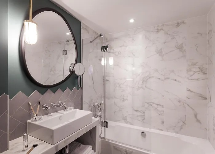 Hotel Handsome Paris