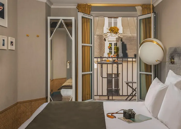 Handsome Hotel Paris