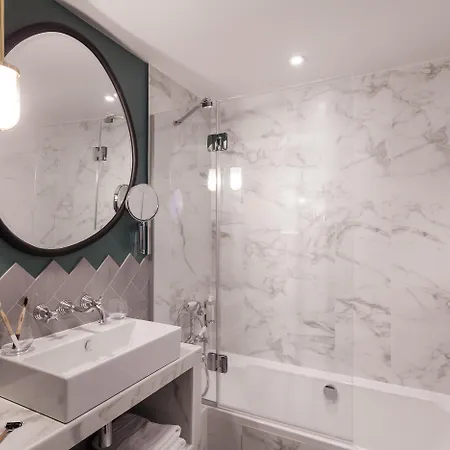 Hotel Handsome Paryż