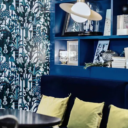 Hotel Handsome Paryż