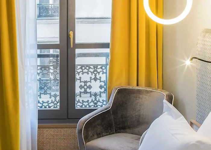Handsome Hotel 3*
